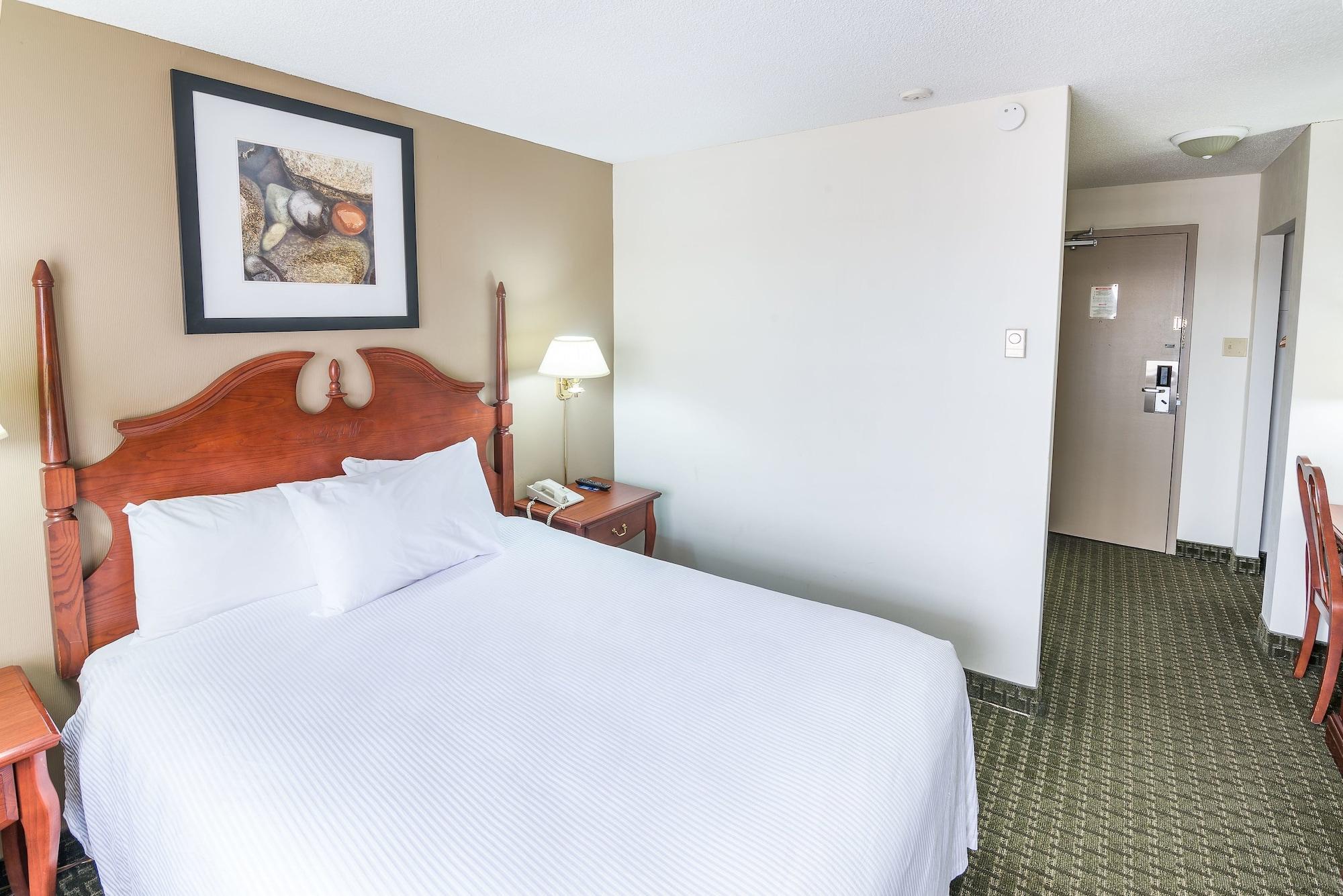 Ramada By Wyndham Thunder Bay Airlane Hotel Kültér fotó
