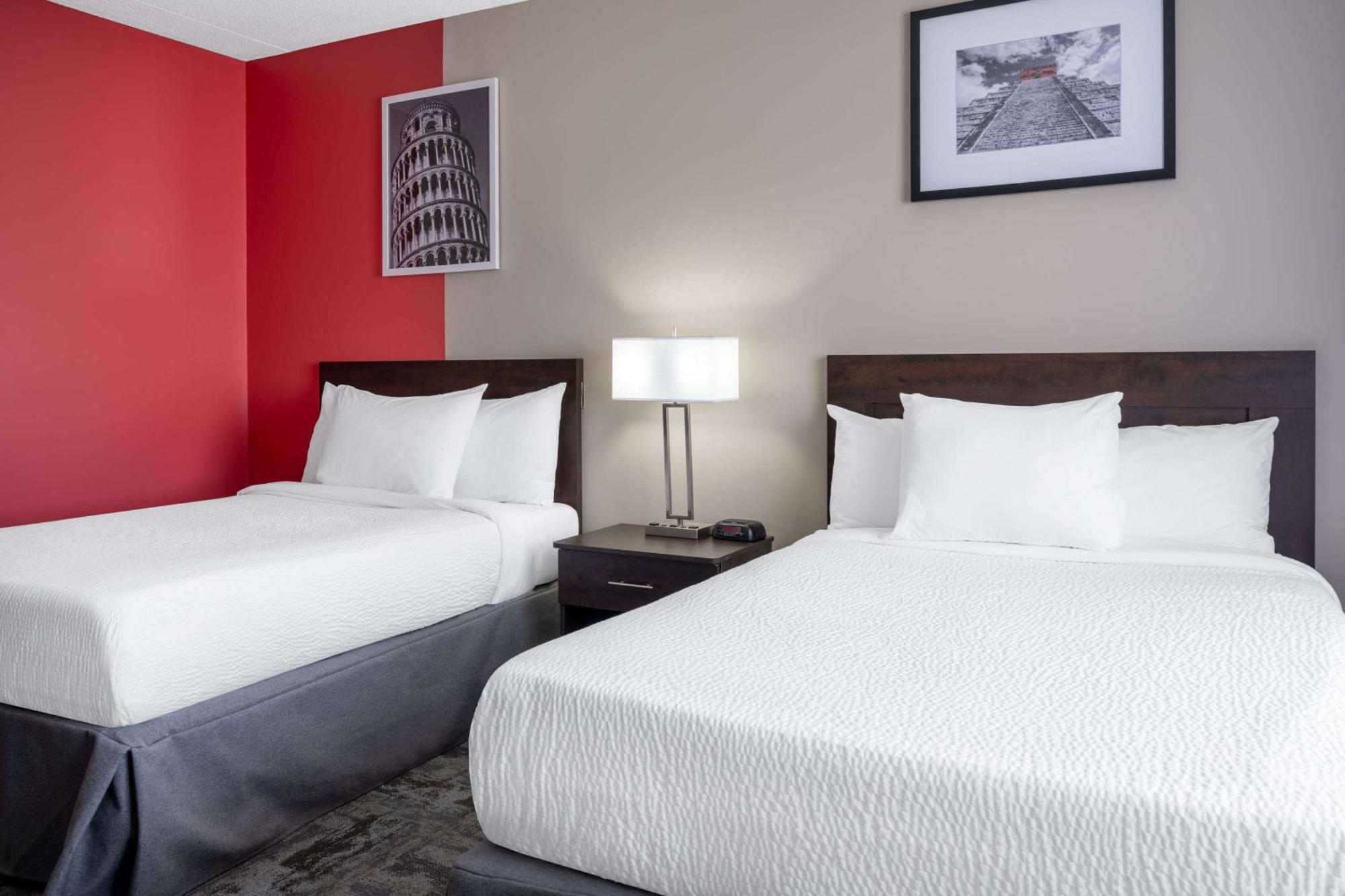 Ramada By Wyndham Thunder Bay Airlane Hotel Kültér fotó