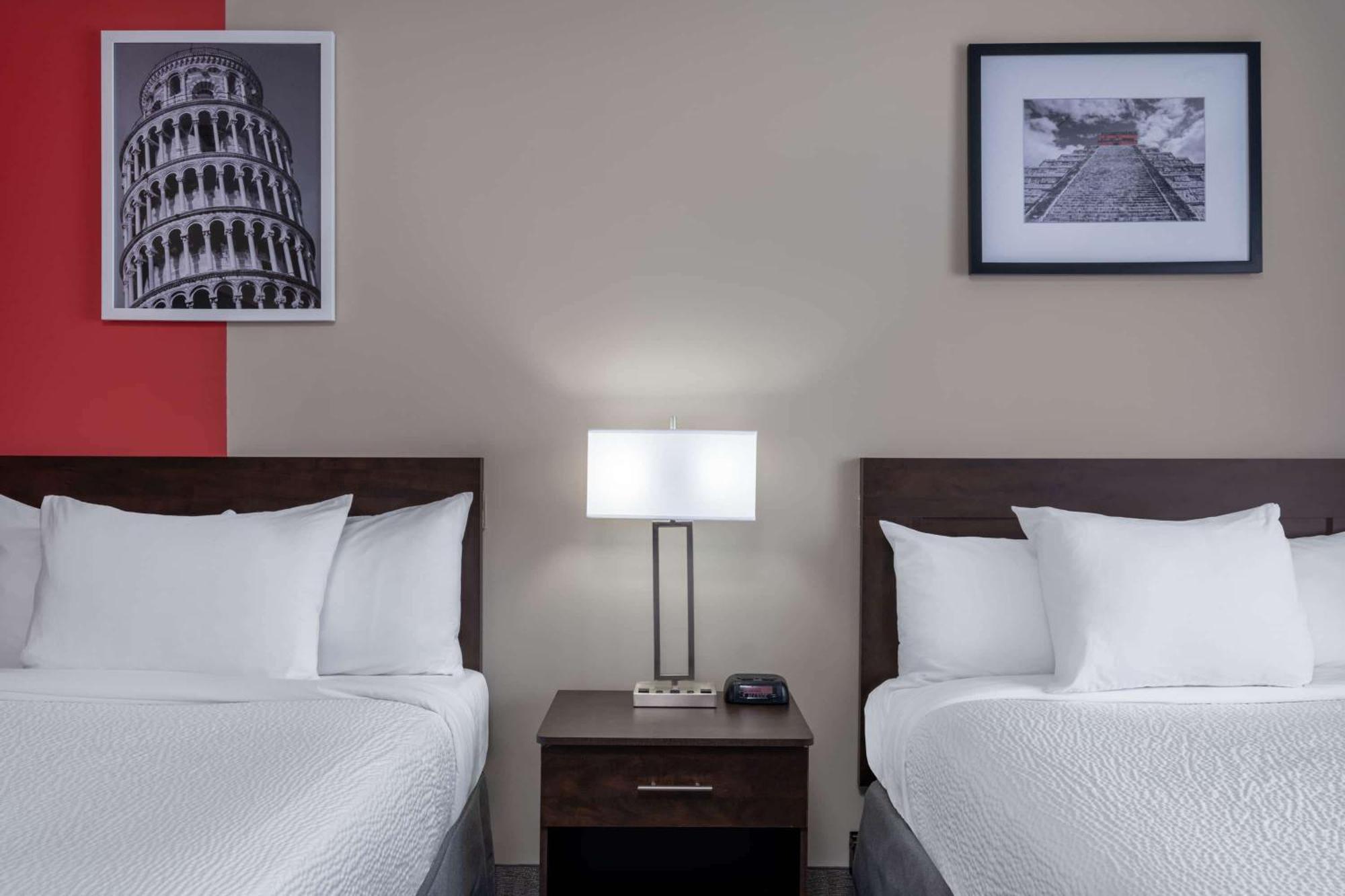 Ramada By Wyndham Thunder Bay Airlane Hotel Kültér fotó