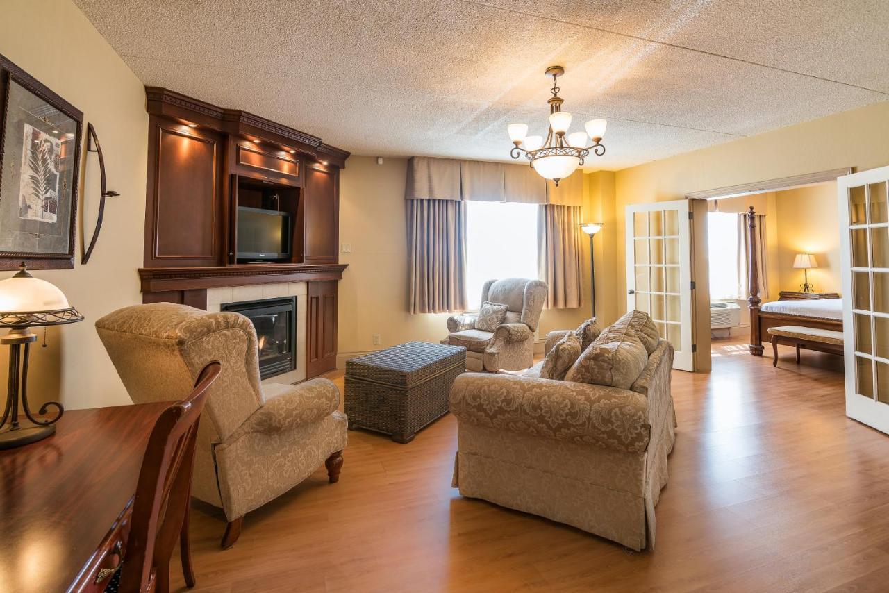 Ramada By Wyndham Thunder Bay Airlane Hotel Kültér fotó